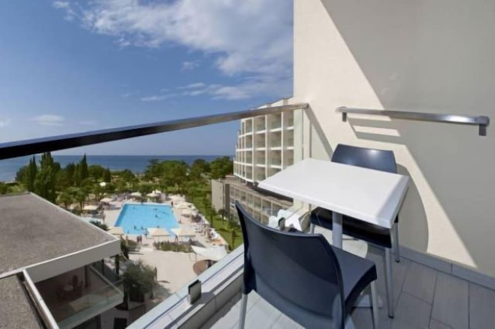 Superior Room With Balcony, Sea View- Extra Bed