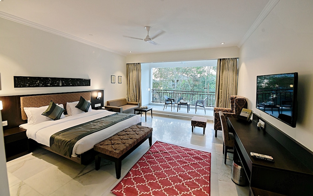 Premium Room by the Pool photo 3