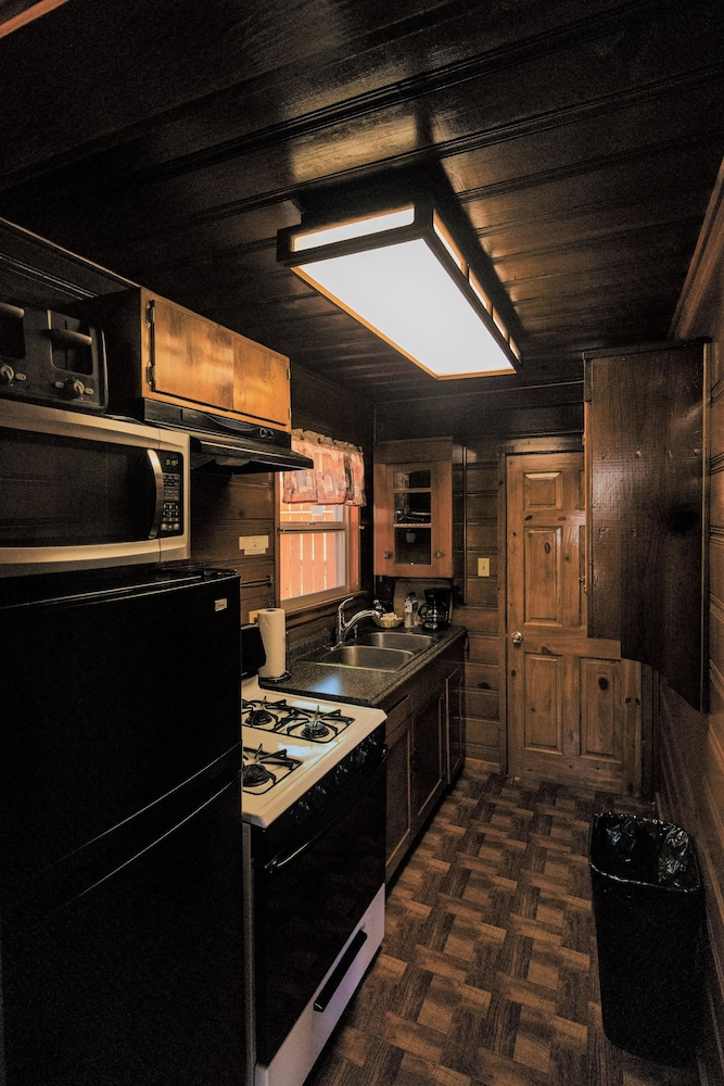 Small Cabin photo 3