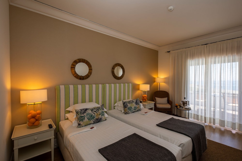 Standard Double or Twin Room - Photo 3