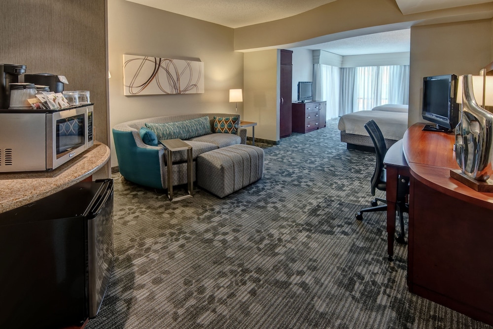 Suite, Multiple Beds