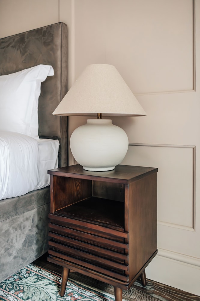 Superior Room, 1 Queen Bed, Air conditioning photo 3