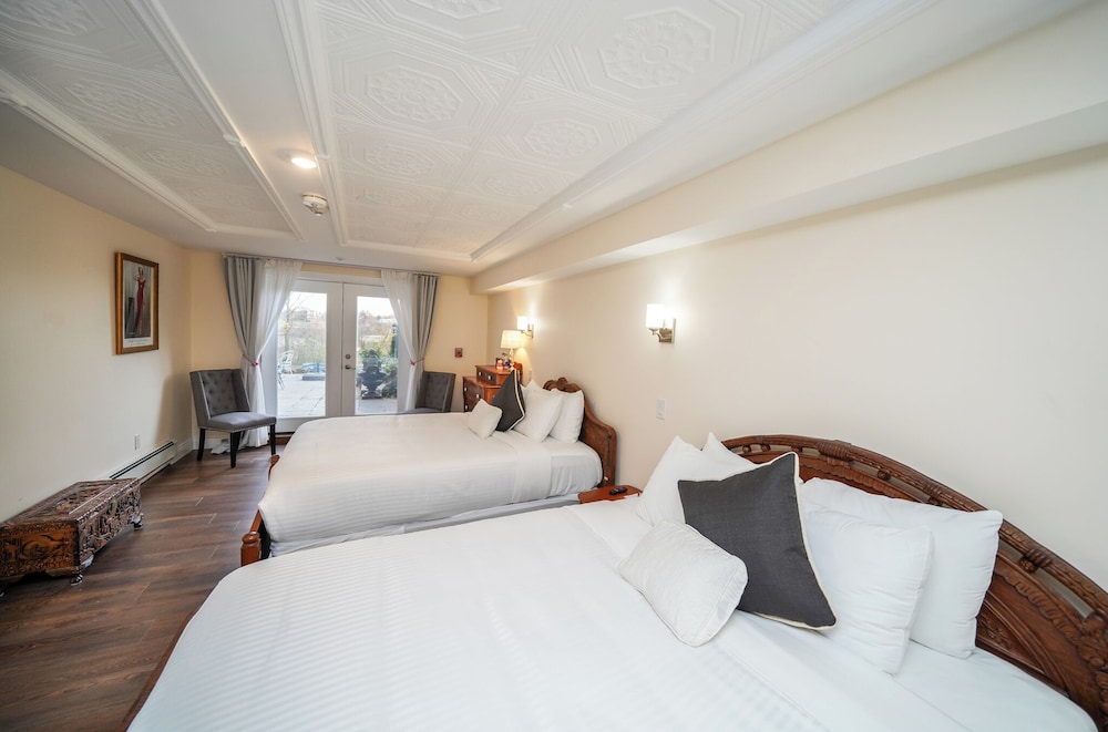 Deluxe Room, 2 Queen Beds, Terrace, Garden View photo 2