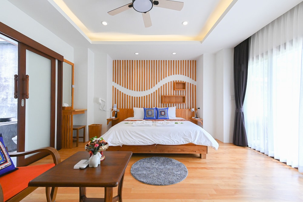 2 Bedroom Jacuzzi Villa - Photo 17