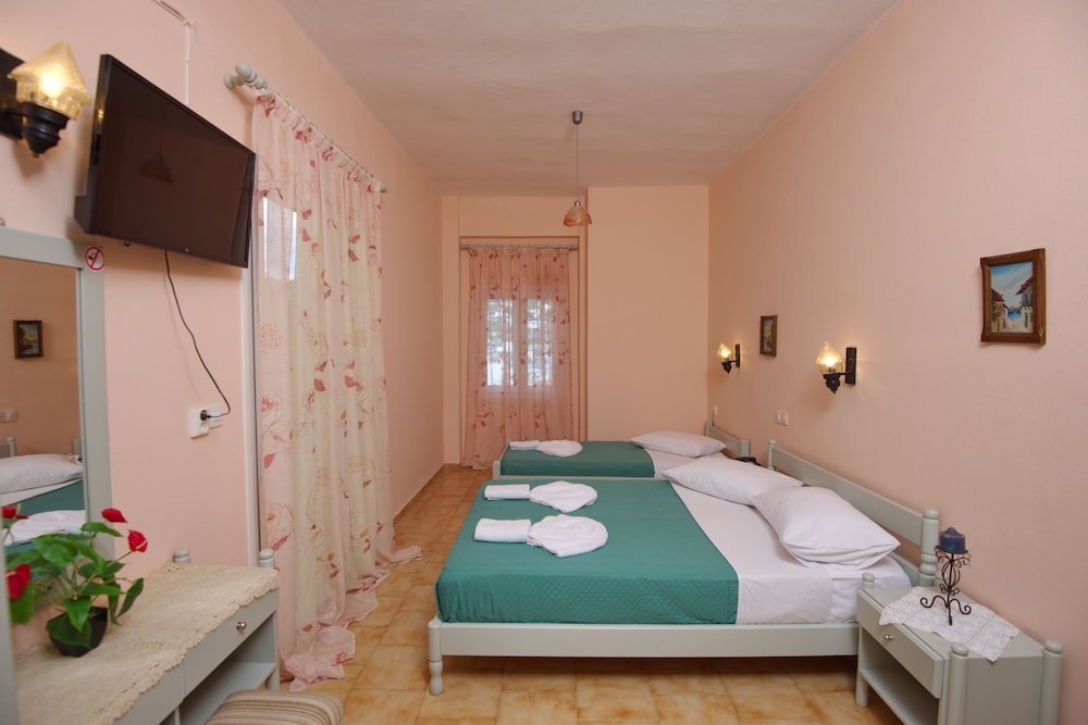Studio, City View (2 Adults) - Photo 2