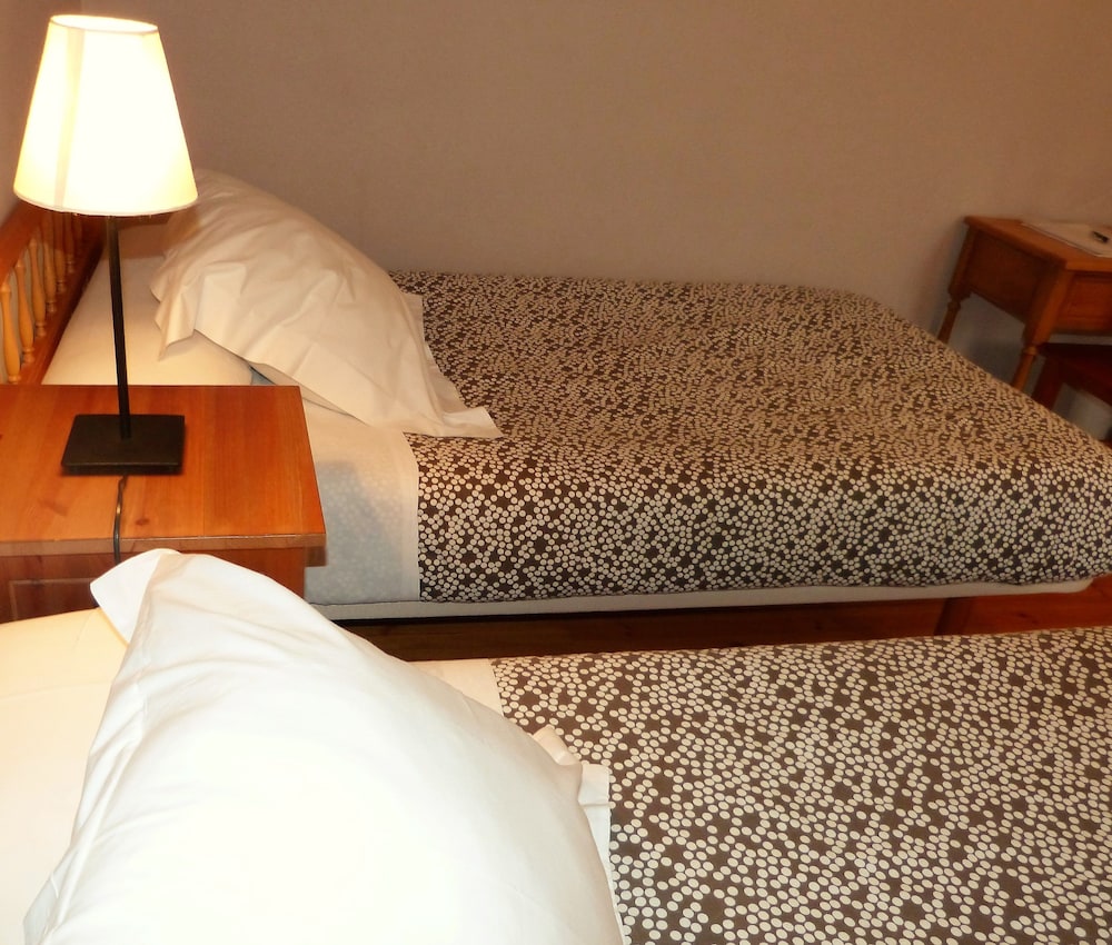 Habitación Triple (2 Adultos + 1 Niño)