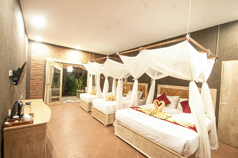 Family Quadruple Room, Garden View photo 3
