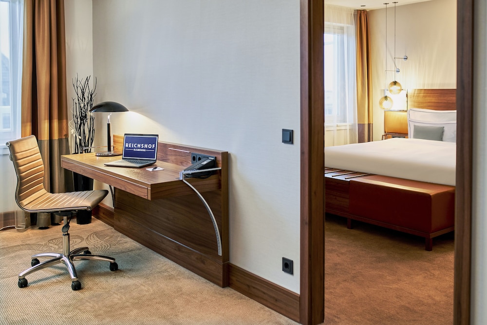 Junior Studio Suite, 1 King Bed