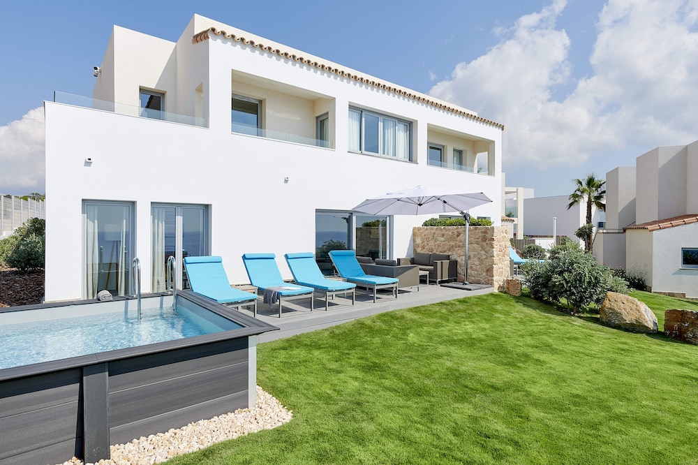 Deluxe Duplex, Sea View (Cliff Pool Suite) Deluxe Duplex, Sea View (Cliff Pool Suite)