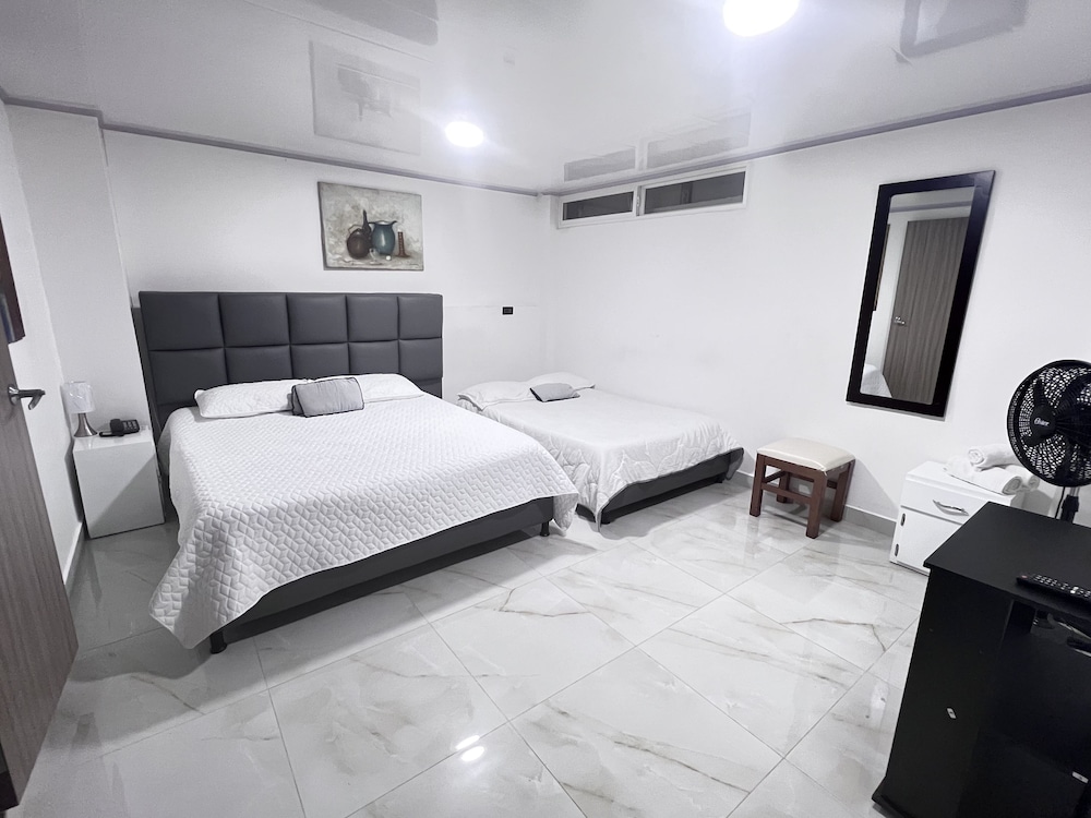 Family Studio Suite