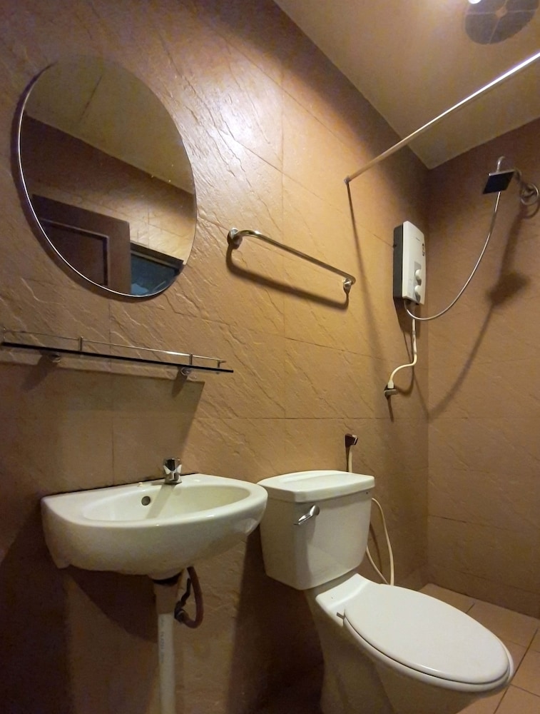 Deluxe Twin Room photo 2