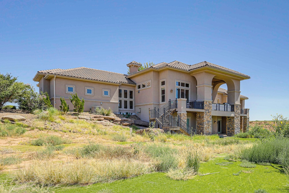 House (5 Bedrooms) photo 1