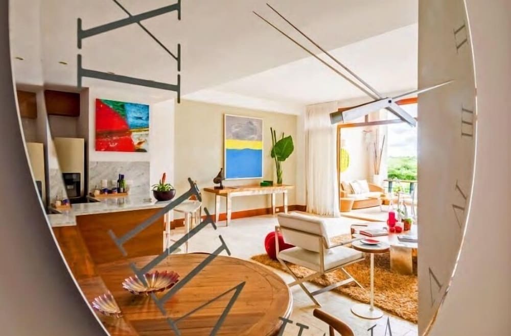 Villa photo 2
