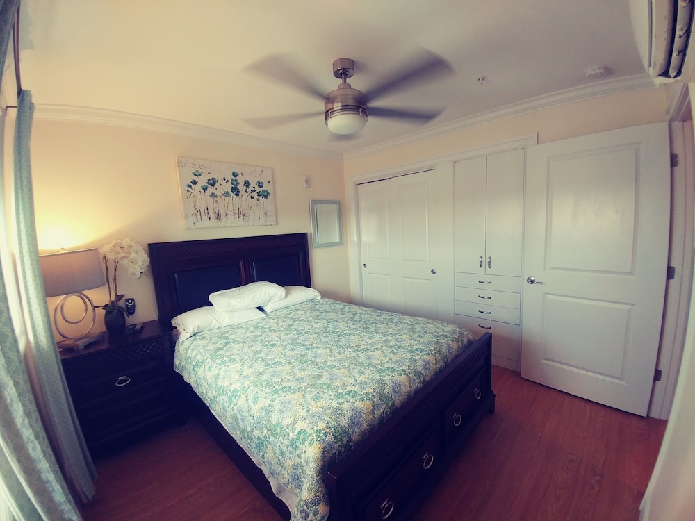 Ocean Front Surf Condominium, 写真 3