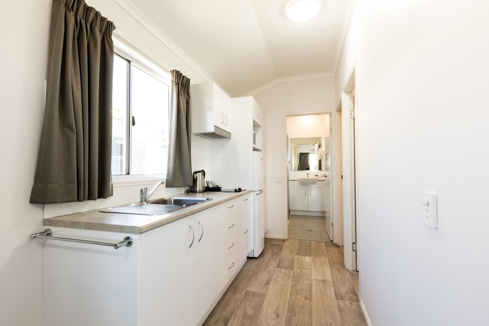 Two Bedroom Cabin photo 2