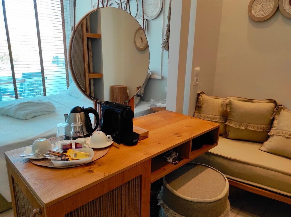 Superior Room, Sea View, Ground Floor (Ava) photo 2