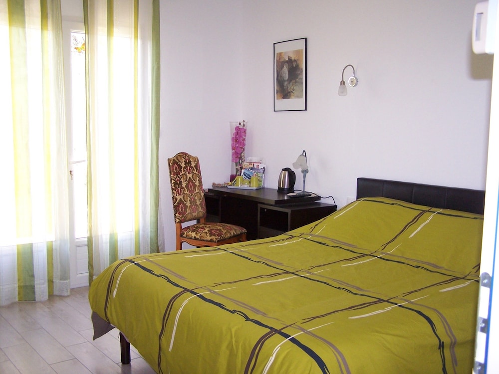 Double Room (Mirepoix ou Foix) photo 3