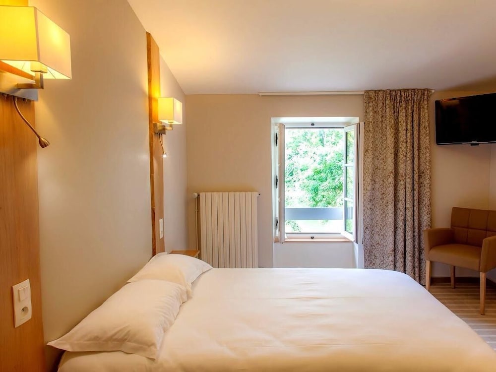 Standard Double Room - Photo 1