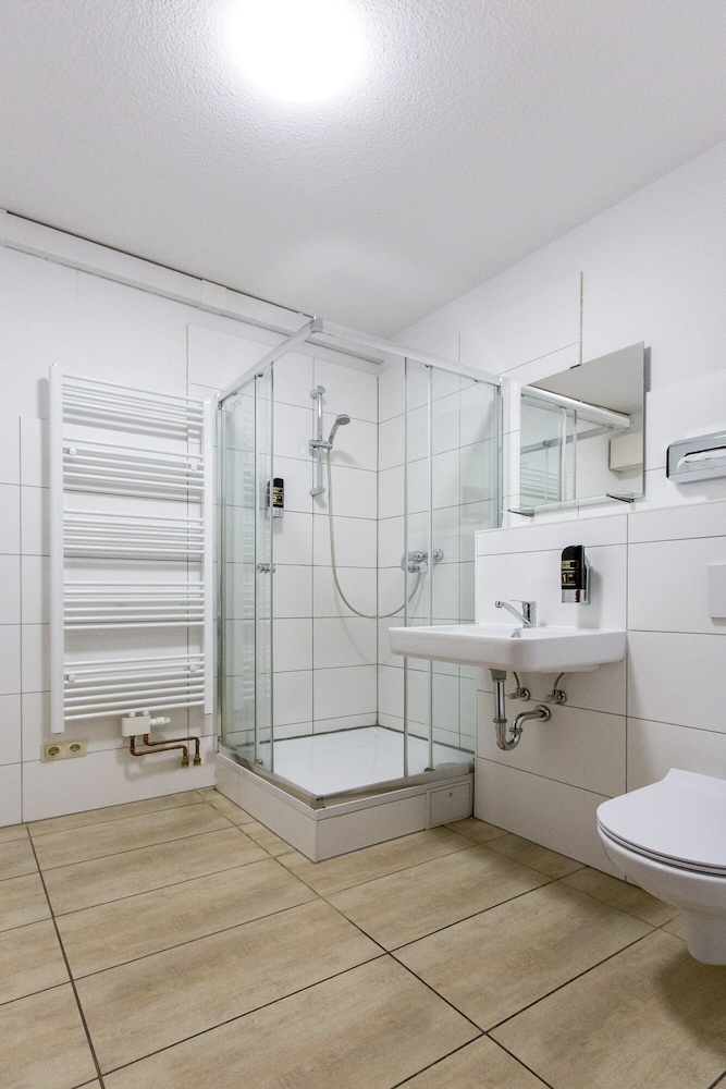 Economy Twin Room, Shared Bathroom, City View (2 Bettzimmer) photo 2