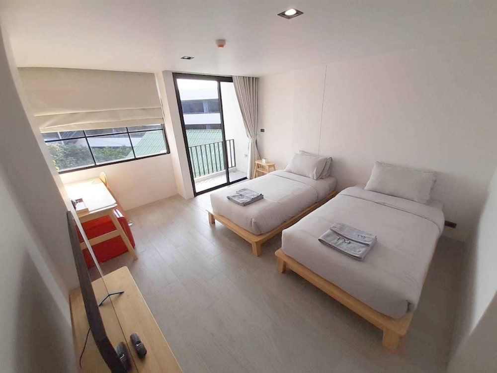 Superior Twin Room - Photo 3