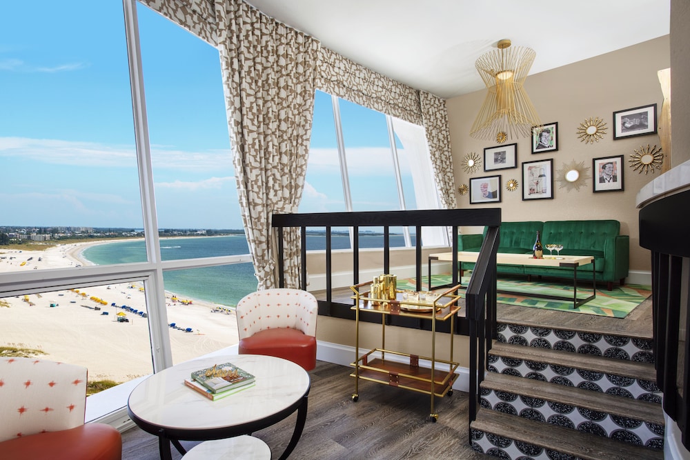 Penthouse photo 1