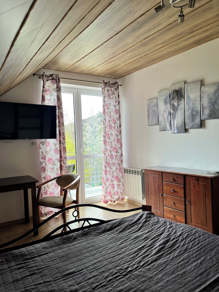 Room, 1 Queen Bed, Balcony photo 2