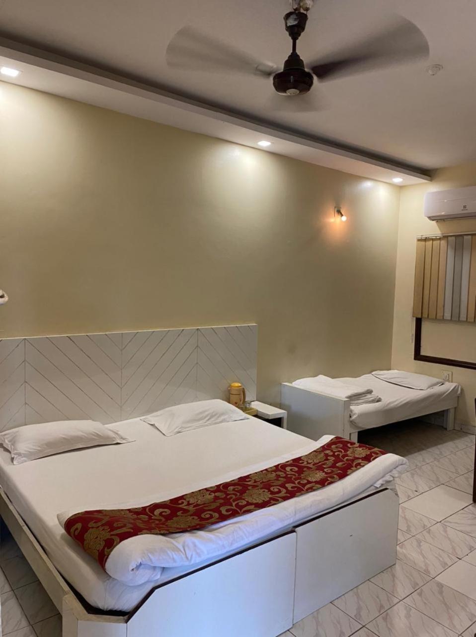 Budget Triple Room photo 2