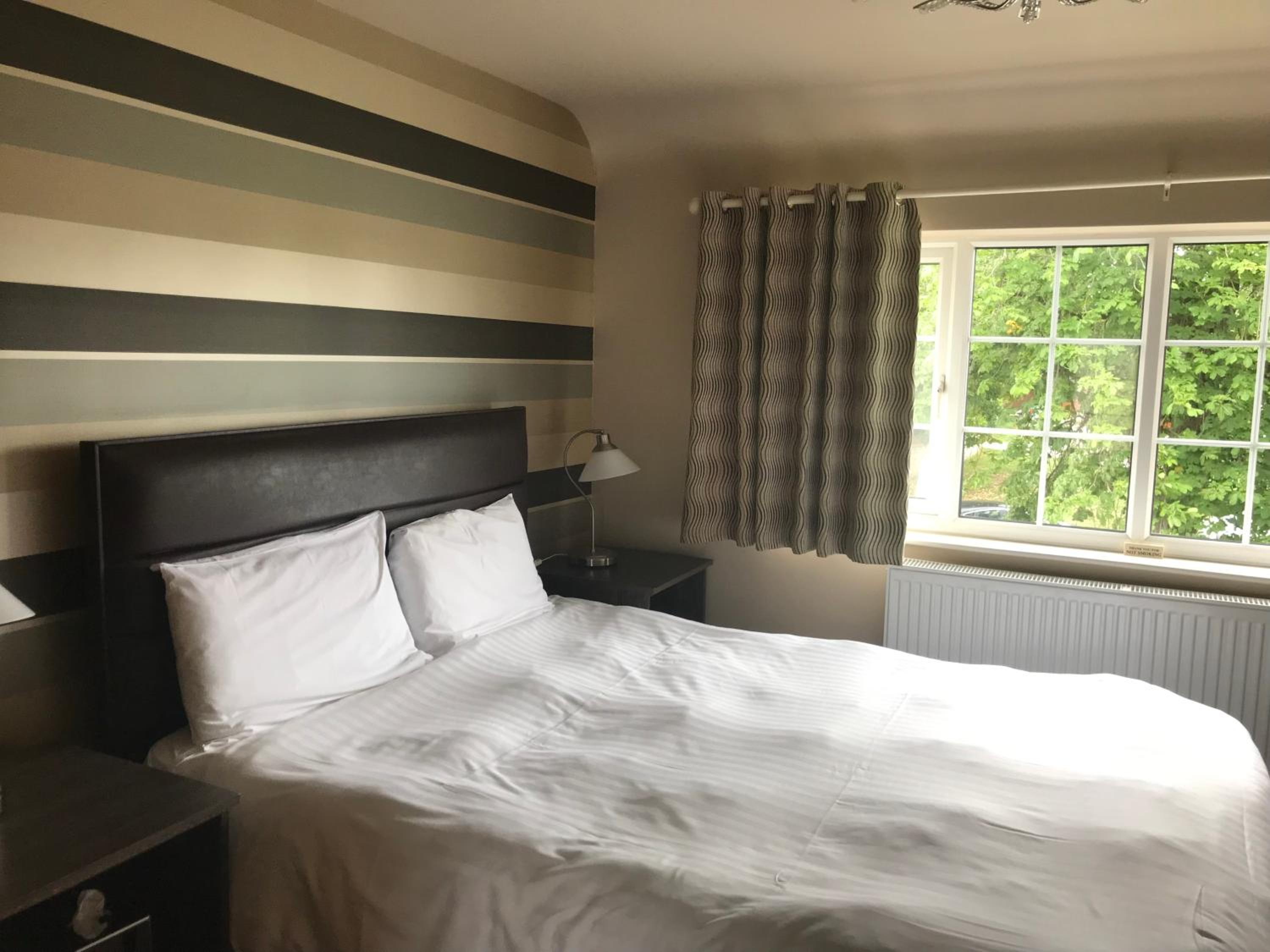 Executive King Room with Bath