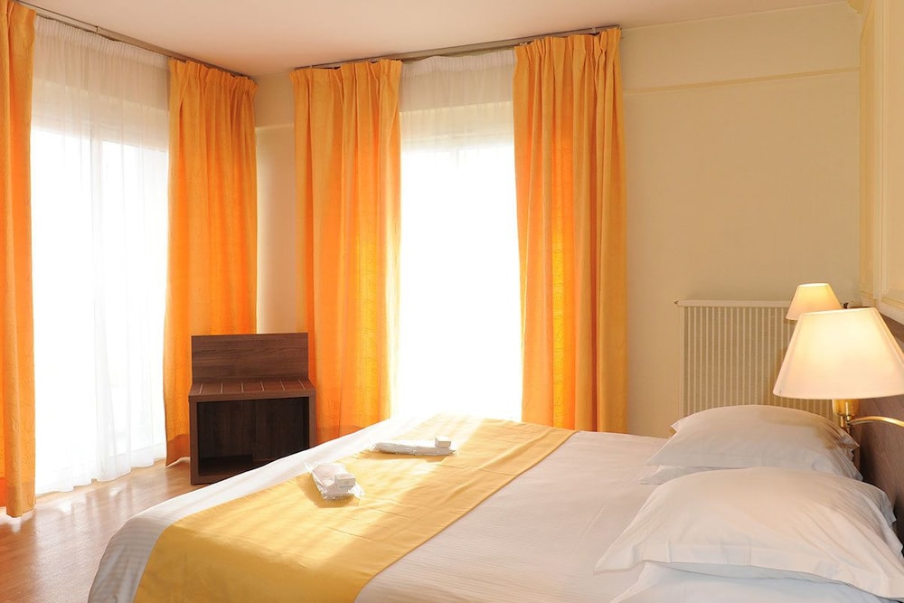 Superior Double Room (Fantastique)