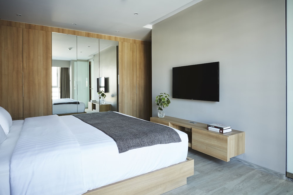 Suite, 2 Bedrooms photo 1