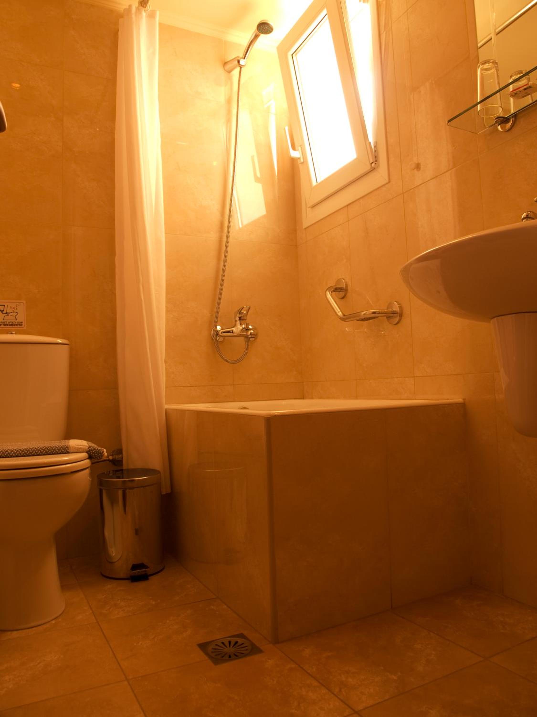 Double Room with Mountain View and Street View photo 1