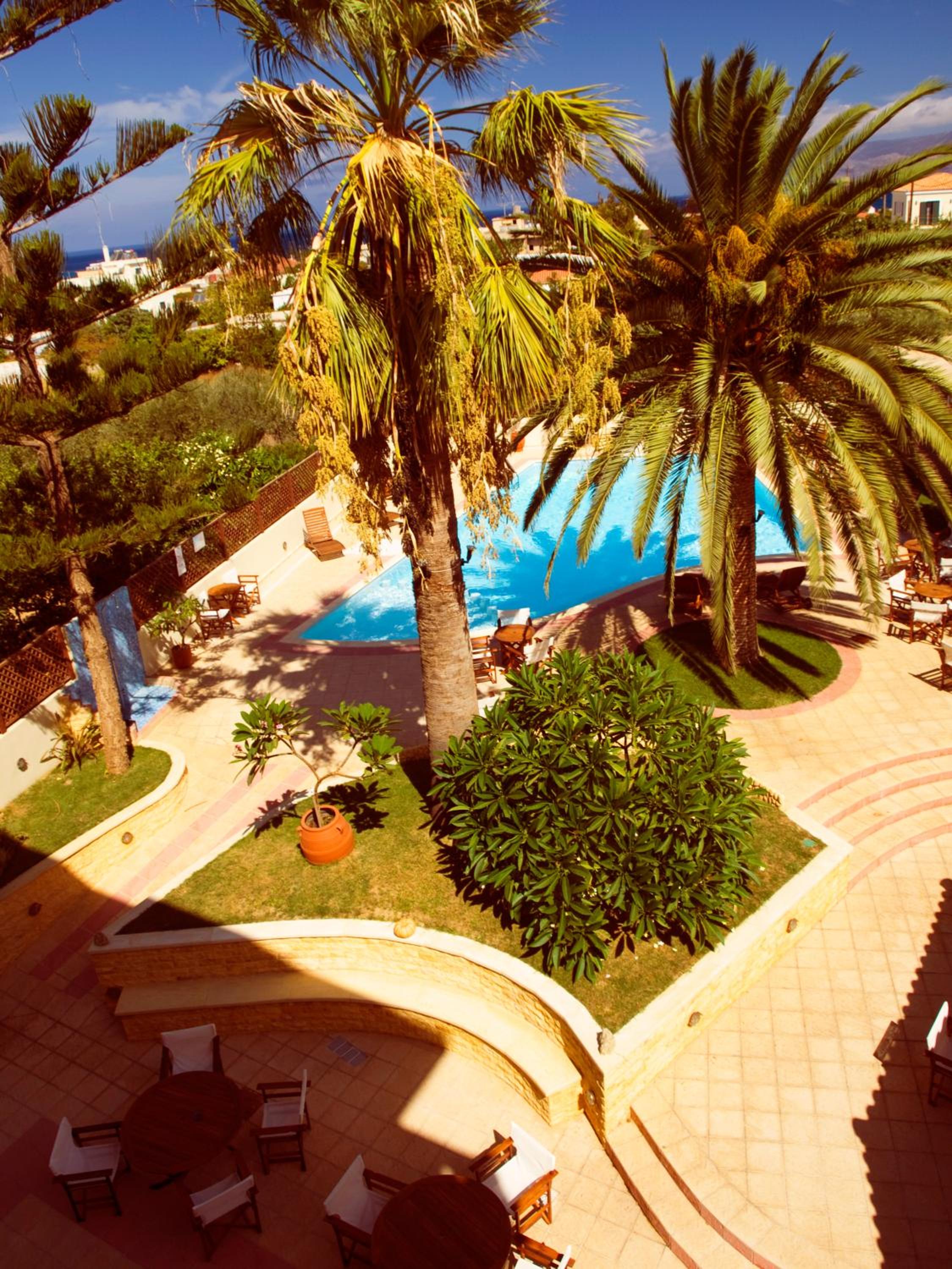 Double Room with Pool View photo 1