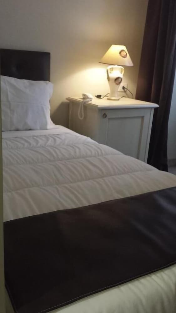 Single Room photo 2