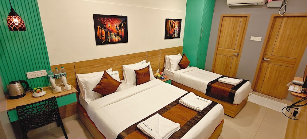 Deluxe Triple Room