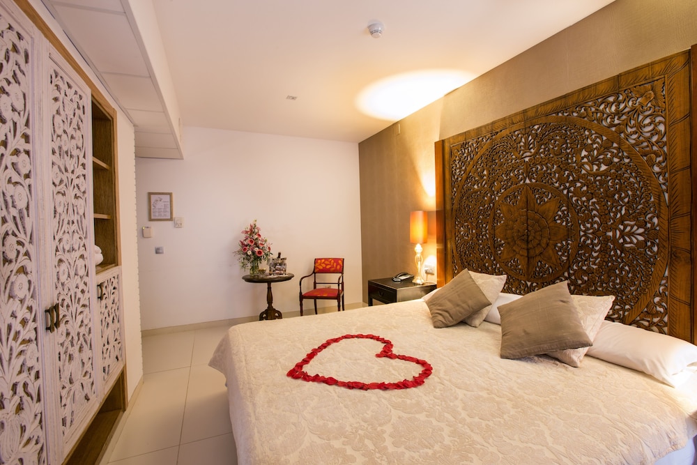 Junior Suite Design - Photo 1
