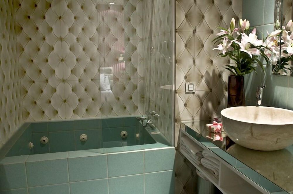 Superior Room, 1 Double Bed, Hot Tub - Photo 1