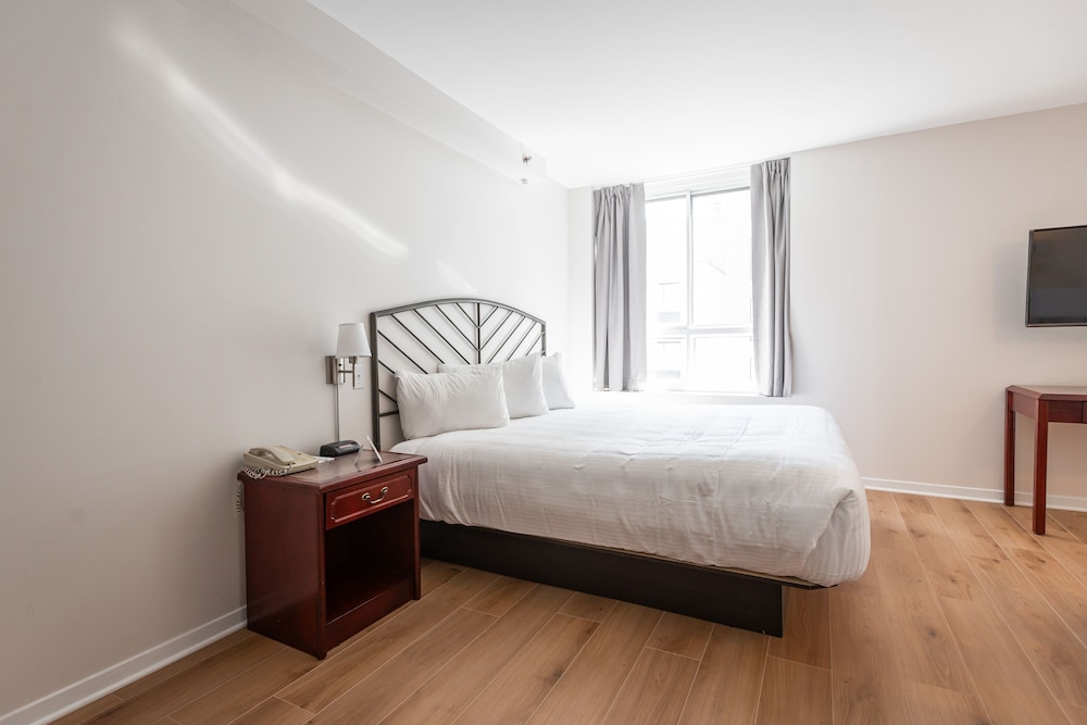 Superior Room, 1 King Bed - Photo 1