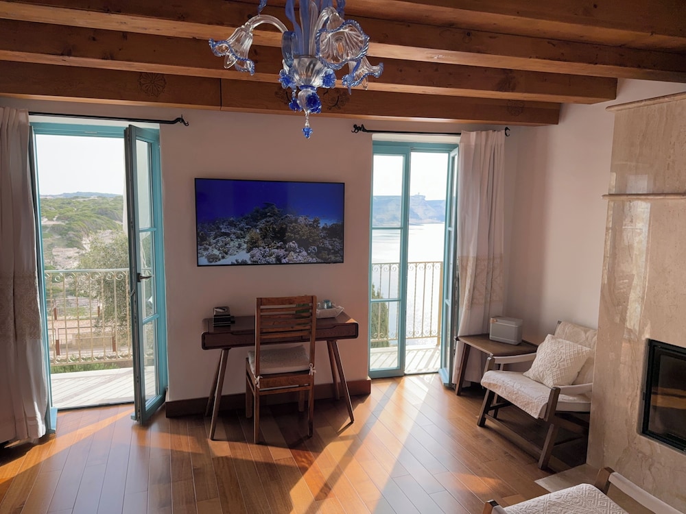 Luxury Suite, Sea View