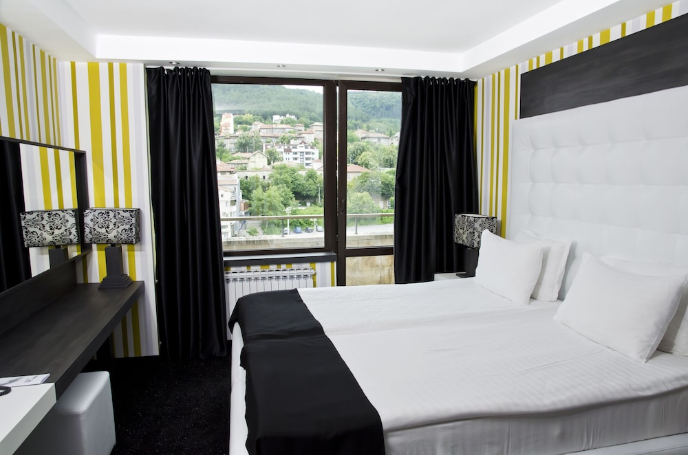 Executive Double Room - Photo 11