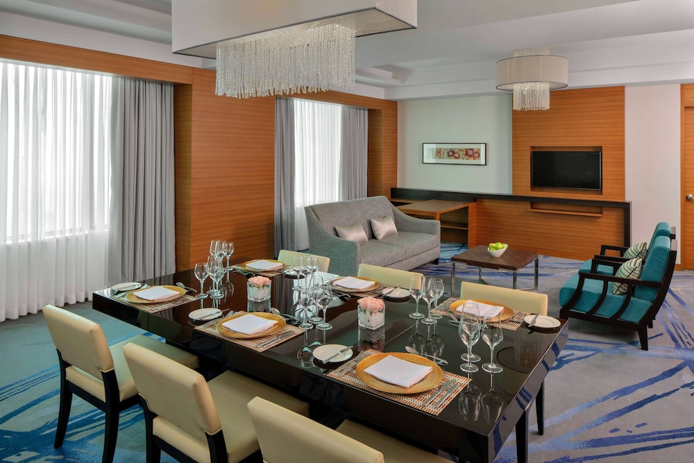 Deluxe Suite photo