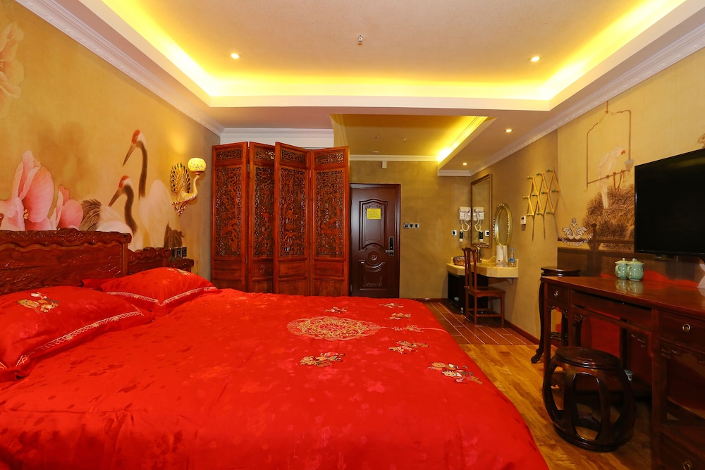 Theme Couple Room