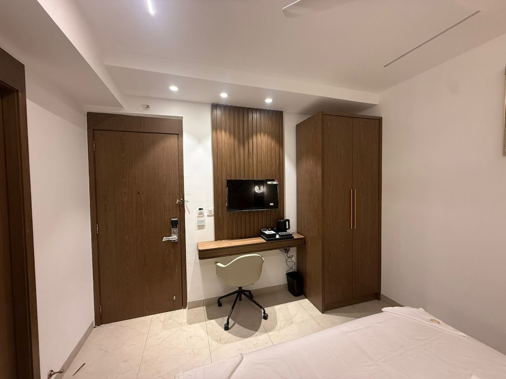 Deluxe Double Room photo 2