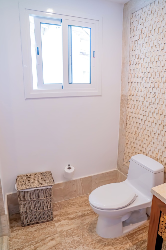 Exclusive Apartment, 3 Bedrooms, Terrace - Photo 8