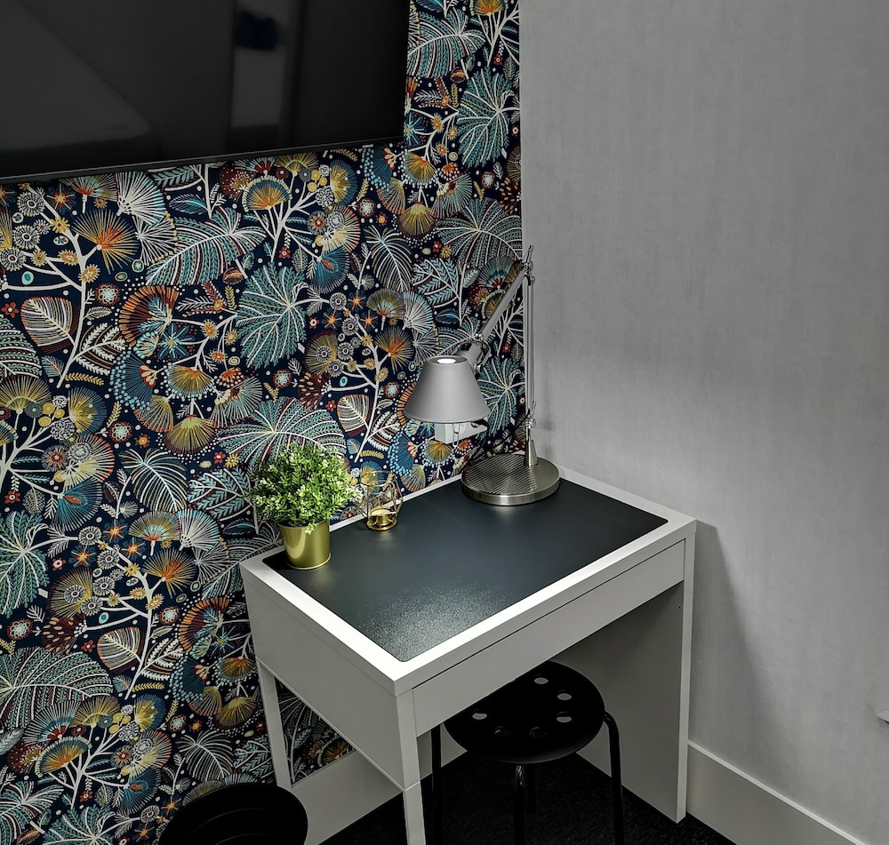 Mini Double Room con baño compartido