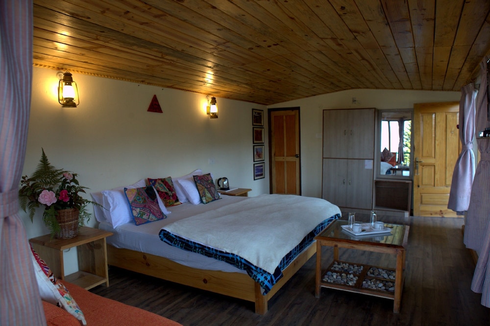Himalaya Facing Luxury Cottage