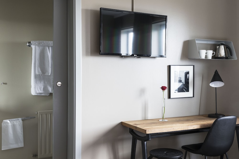 Single Room photo 2