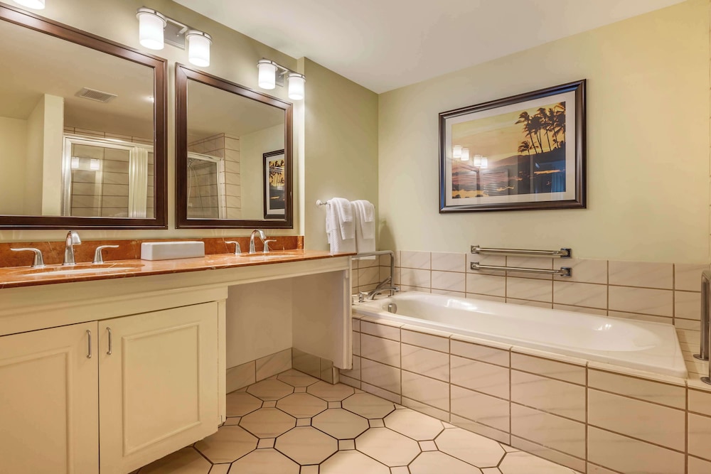 2 Bdrm Garden Vw 1 Kng 2 Twns Or 1 Qn Acc Tub