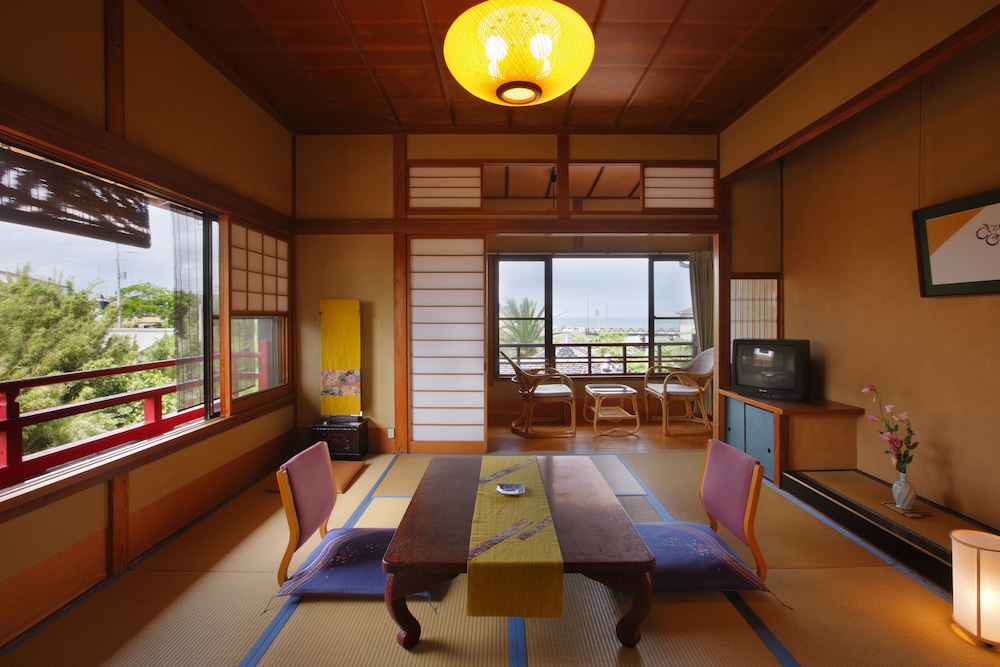 Japanese-Style Room