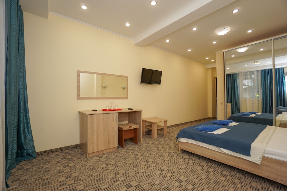 Standard Triple Room, Balcony (Cottage #1-2) photo 3