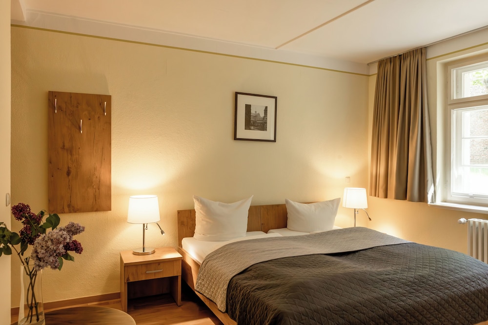 Comfort Double Room, Park View